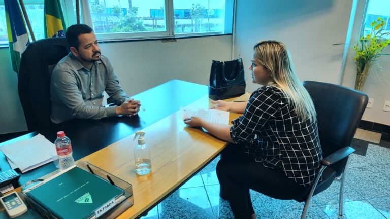 Deputada estadual Cláudia de Jesus visita presidente da Emater-RO