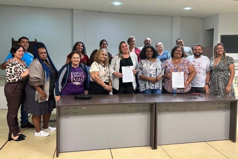 SINTERO recebe a deputada Cláudia de Jesus e discute sobre principais demandas dos trabalhadores em educação