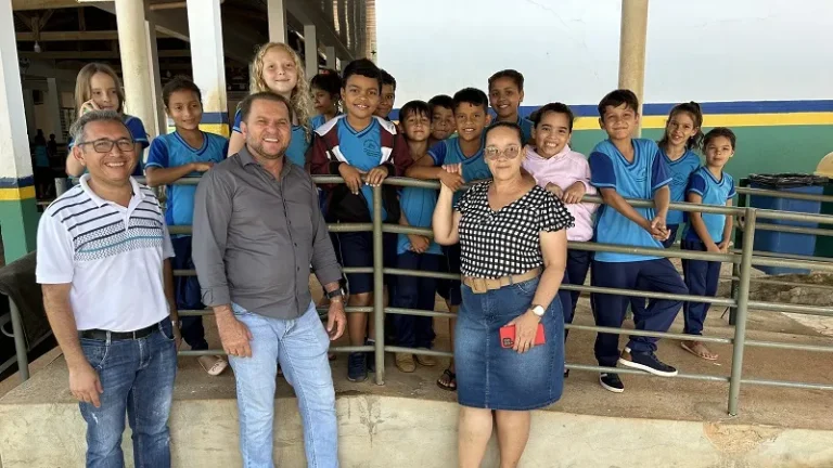 Escolas de Alto Alegre recebem apoio de Cirone