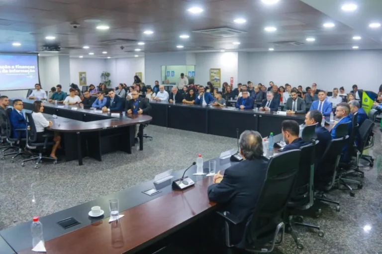 Governo de RO fortalece gestão com lançamento de Sistema Fiscal Eletrônico e integração de novos servidores