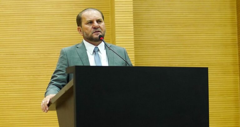 Cirone Deiró alerta sobre crise hídrica e necessidade de obras de infraestrutura em Espigão do Oeste