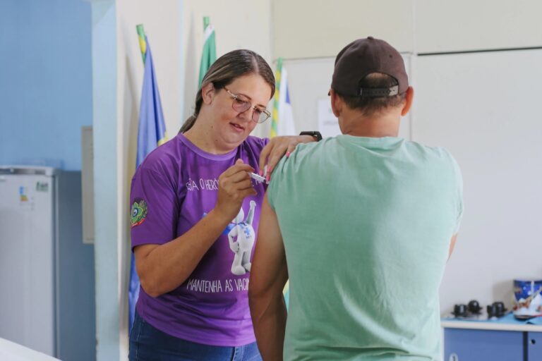 Campanha de vacinação contra a gripe terá Dia D no sábado
