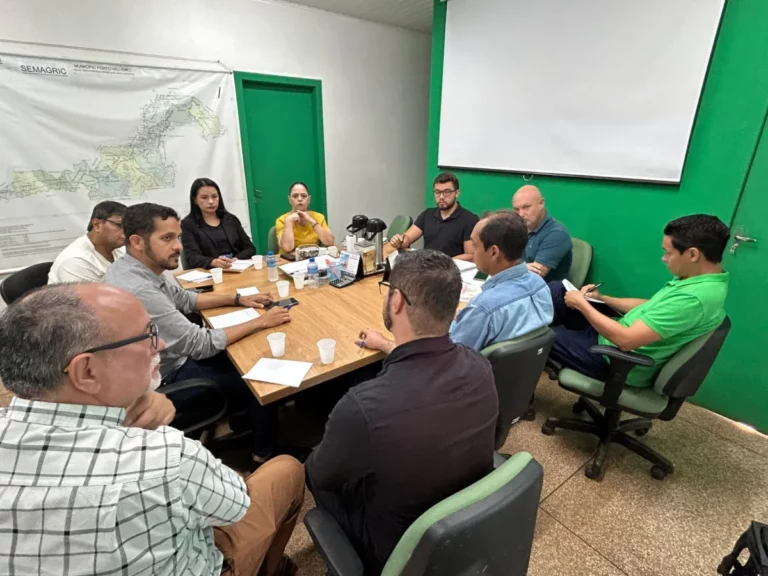 Semagric promove reuniões semanais para planejar projetos agrícolas