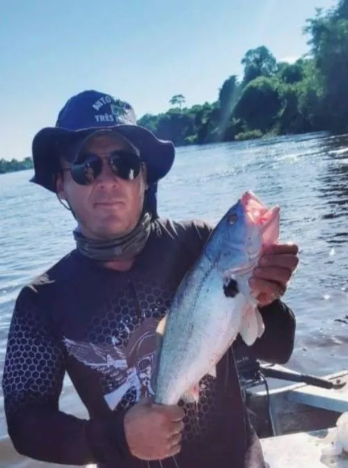 Acidente no Rio Guaporé: canoa afunda, e homem desaparece em Pimenteiras do Oeste