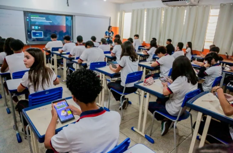 RO aprova lei para adoção de sinaleiros musicais nas escolas