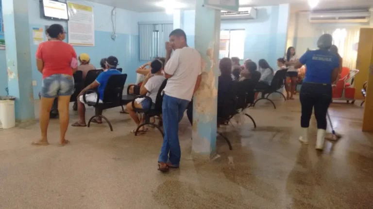 A espera humilhante e a decepção de não ser atendido foram marcas de Hildon Chaves na Saúde. “Quadro desolador”, afirma Léo Moraes