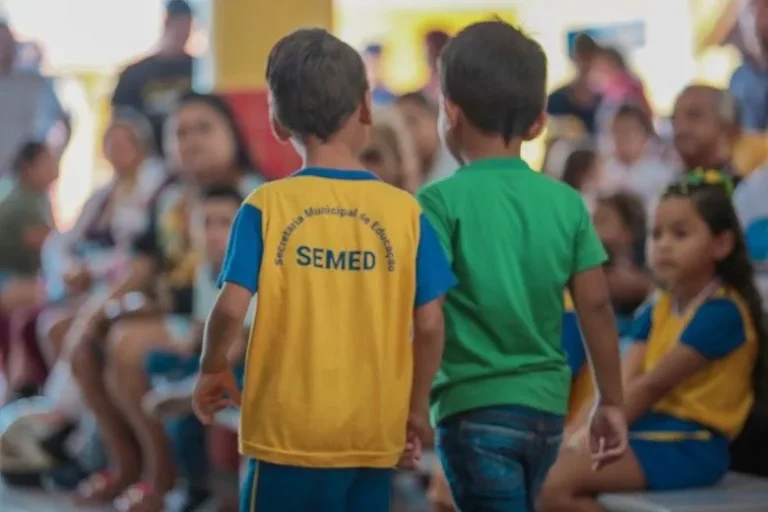 Rede municipal inicia ano letivo 2025 no dia 10 de fevereiro