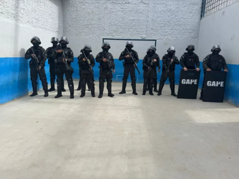 Ação contra o crime organizado: revista geral é realizada em presídio de Ji-Paraná