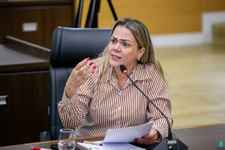Cláudia de Jesus pede pavimentação de rodovias que ligam Ouro Preto do Oeste a Rondominas