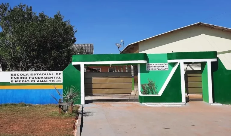 Deputada Dra. Taíssa solicita revitalização urgente do teto da quadra poliesportiva da Escola Planalto, em Cabixi