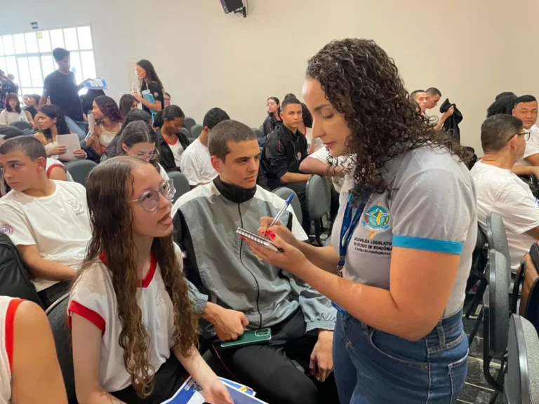 Construindo sonhos: preparatório para o Enem da Assembleia reúne centenas de estudantes em Vilhena
