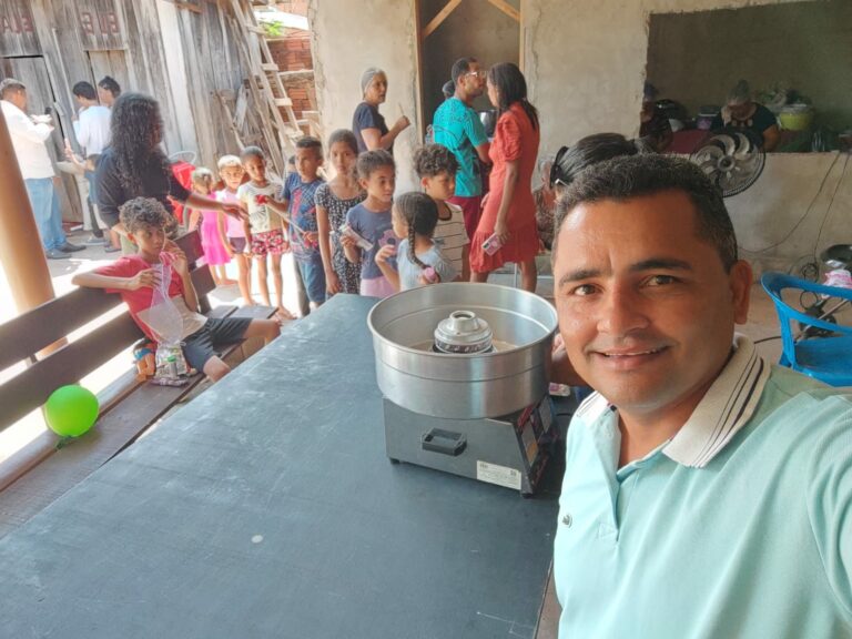 Dia das Crianças com muita alegria no Bairro Alpha Park com participação de Adenilson PJ, assessor parlamentar