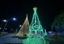 Natal chega aos distritos de Porto Velho pela primeira vez de forma simultânea Distritos, avenidas e prédios públicos de Porto Velho receberam decoração natalina ao mesmo tempo