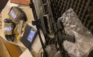 Polícia Federal do Brasil e Polícia do Paraguai deflagram a Operação DAKOVO, de combate ao tráfico internacional de armas. Foto: Polícia Federal