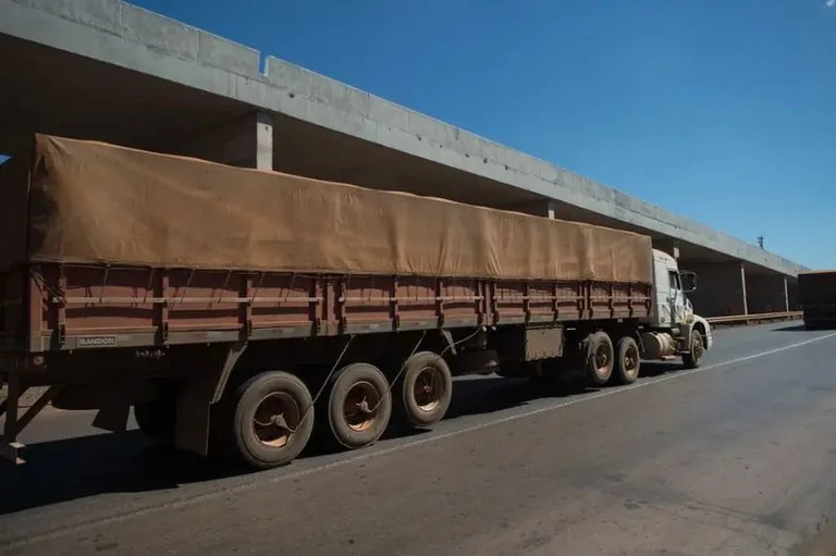 MPF firma acordo para assegurar cumprimento da legislação sobre transporte de cargas por empresa em Rondônia